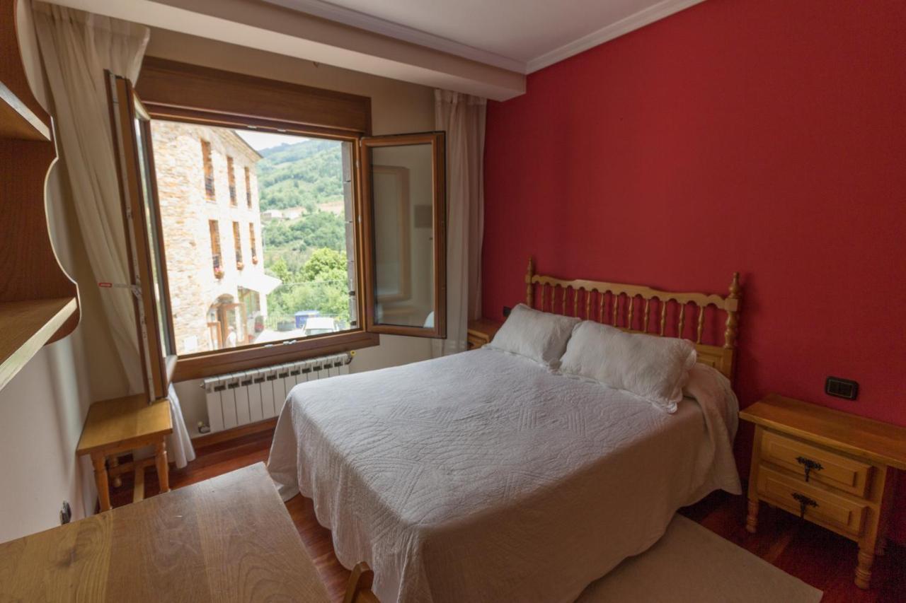 Apartamentos Casa Paulino Taramundi Esterno foto