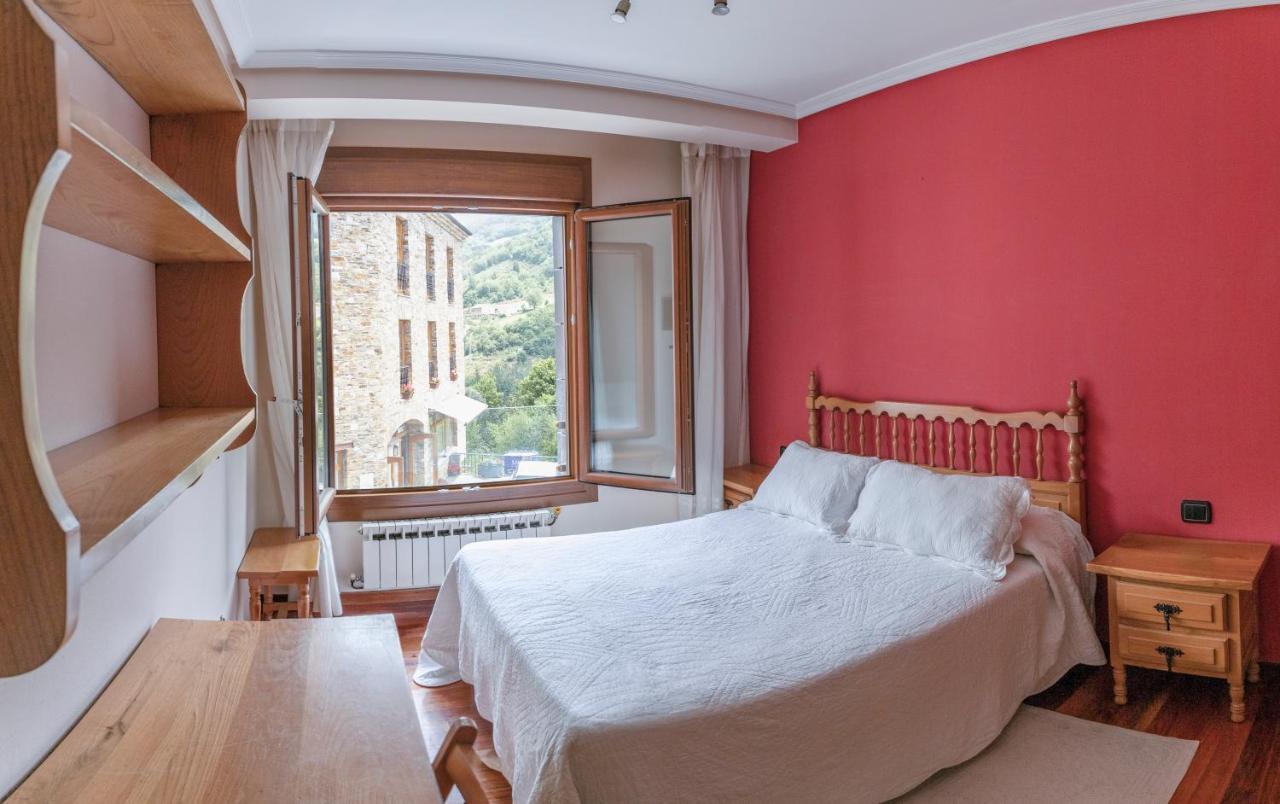 Apartamentos Casa Paulino Taramundi Esterno foto
